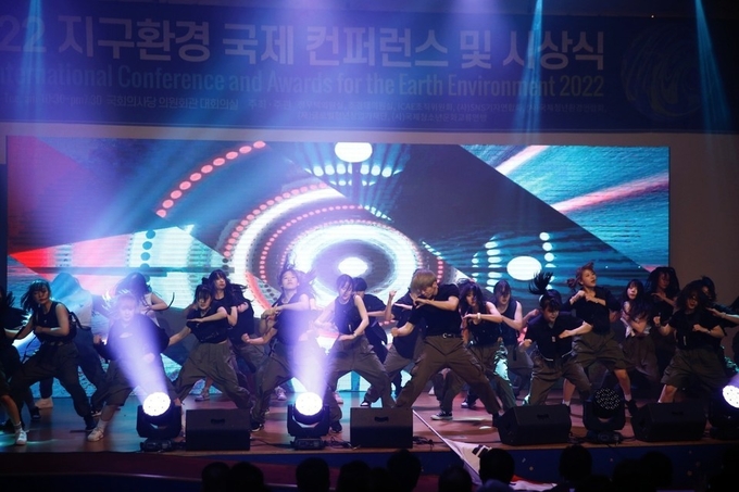 엘제이댄스 LJ댄스팀 (사진= SNS기자연합회 제공)