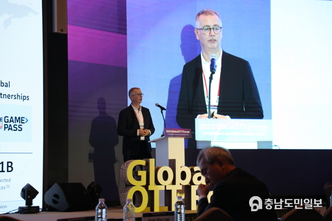 존 글레져(John Gleasure) 수석부회장, 글로벌 스포츠 콘텐츠 전문 OTT인 DAZN(다존) 창립자 겸 TSN회장
