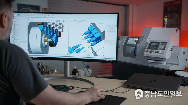SolidCAM provides the CAM solution you need for faster, more efficient machining, seamlessly integrated and associative in SOLIDWORKS, Solid Edge and Inventor. SolidCAM provides the CAM solution you need for faster, more efficient machining, seamlessly integrated and associative in SOLIDWORKS, Solid Edge and Inventor.