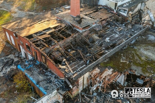 Tesla Science Center at Wardenclyffe, Shoreham, NY, the last remaining laboratory of famed inventor Nikola Tesla, was damaged by a serious fire on the afternoon of November 21, 2023. To help cover fire remediation costs, the Center has launched an international, $3-million Indiegogo fundraising campaign called the "Mission Rebuild" fund: //igg.me/at/MissionRebuildTSCW. Tesla Science Center at Wardenclyffe, Shoreham, NY, the last remaining laboratory of famed inventor Nikola Tesla, was damaged by a serious fire on the afternoon of November 21, 2023. To help cover fire remediation costs, the Center has launched an international, $3-million Indiegogo fundraising campaign called the "Mission Rebuild" fund: //igg.me/at/MissionRebuildTSCW.