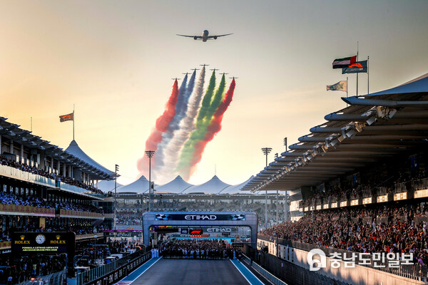 The 24th and final race to the longest season in Formula 1® history will see Yas Marina Circuit welcome the world to Abu Dhabi from 5 to 8 December The 24th and final race to the longest season in Formula 1® history will see Yas Marina Circuit welcome the world to Abu Dhabi from 5 to 8 December