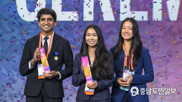 Congratulations to Krish Pai, Grace Sun and Michelle Wei - the top winners at the 2024 Regeneron International Science and Engineering Fair in Los Angeles, California Congratulations to Krish Pai, Grace Sun and Michelle Wei - the top winners at the 2024 Regeneron International Science and Engineering Fair in Los Angeles, California
