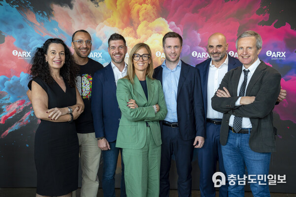 ARX Group Management (from left: Edda Rettinger, Aymen Cheikh Mhamed, Andrea Galli – Group CEO, Cristina Pagani, Roberto Schuerch, Davide Merlini, Andrea Polli) ARX Group Management (from left: Edda Rettinger, Aymen Cheikh Mhamed, Andrea Galli – Group CEO, Cristina Pagani, Roberto Schuerch, Davide Merlini, Andrea Polli)