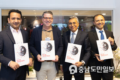 Tech Mahindra and Wall Street Journal Intelligence Launch ‘The Tech Adoption Index’ Report at WEF 2025 Tech Mahindra and Wall Street Journal Intelligence Launch ‘The Tech Adoption Index’ Report at WEF 2025