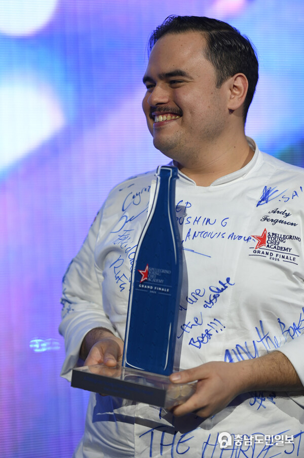ARDY FERGUSON WINS ESTEEMED S.PELLEGRINO YOUNG CHEF ACADEMY AWARD 2025 ARDY FERGUSON WINS ESTEEMED S.PELLEGRINO YOUNG CHEF ACADEMY AWARD 2025
