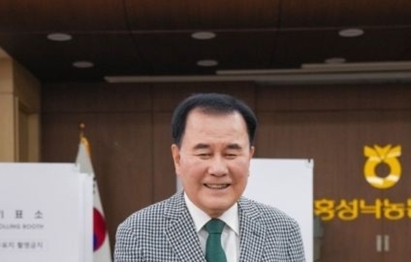 김지철 충남교육감, 제21대 대통령선거 사전투표 실시