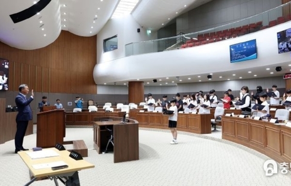 충남도의회 태안 화동초등학교 ‘충남도의회 의회교실’ 참여