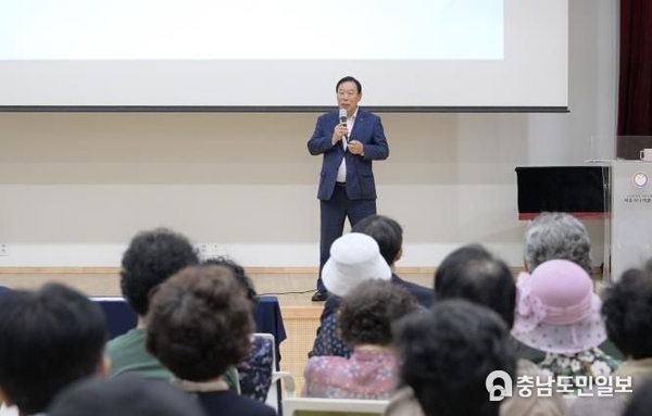 최민호 세종시장, 시니어클럽과 다섯 번째 찾아가는 현장 소통
