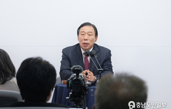 최민호 시장 재정 기반 확보 건의에 대통령 화답