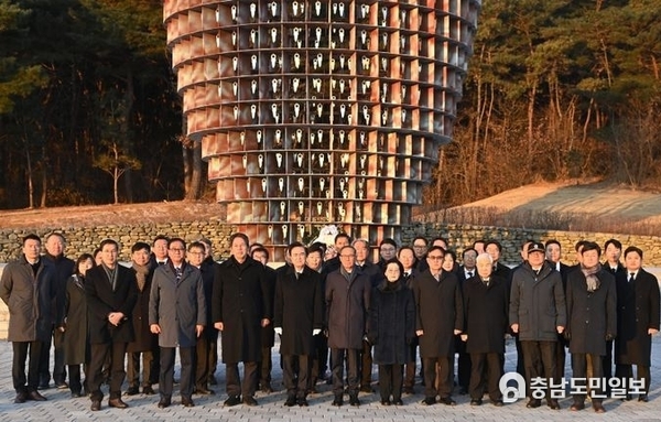 김태흠 지사, 병오년 맞아 신년 참배