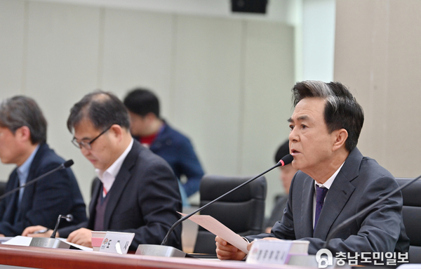 김태흠 지사 “정부 인센티브안 졸속”