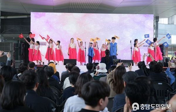 세종시 '세종대왕 나신날' 세종 시민이 함께 축하!