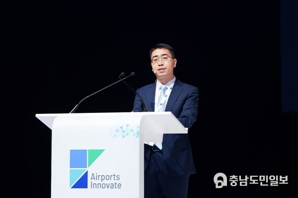 Lei Xinghua, Vice President of Huawei's Enterprise Optical Network Domain