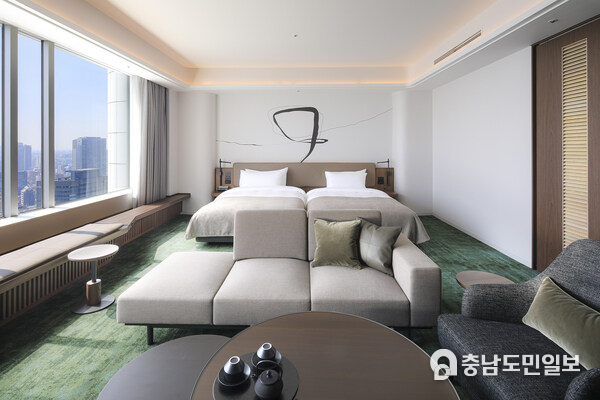 Executive Suite