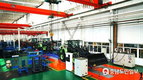 XCMG Commissions the World’s First New Energy Loader Production Line