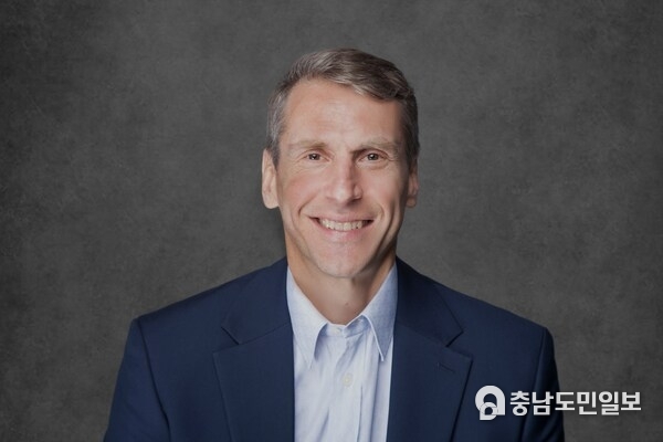 Greg Stolt, Senior Vice President of Basketball Operations