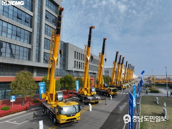 XCMG Machinery Launches Premium G2 Crane Brand, Integrating the Whole Process of Product Application, Maintenance, Operation, and Management to Reduce the Energy Cost while Improves Overall Capability.