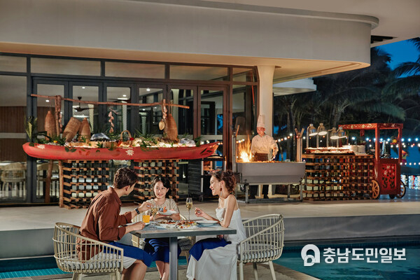 Premier Residences Phu Quoc Emerald Bay - Dining experiences