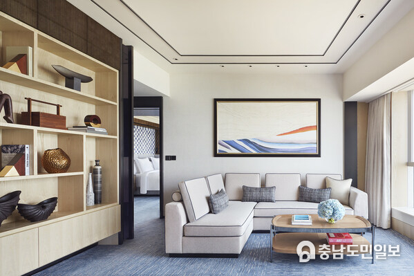 Superior Harbour View Suite
