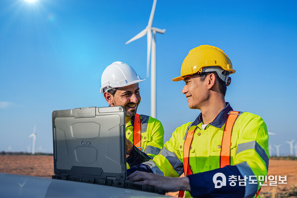 The next generation B360 and B360 Pro combine fully rugged build quality with a host of innovative new technology upgrades.