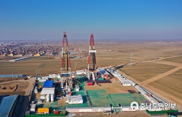 SINOPEC Discovers Record Amounts of Shale Oil in Its East China Shengli Oilfield.