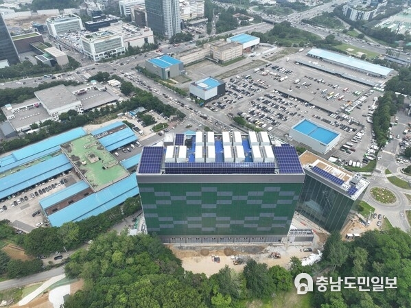 Empyrion Digital Gangnam Data Centre