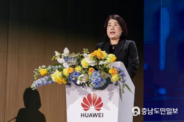 Chomparee Chompurat, Deputy Permanent Secretary of Thailand's MDES