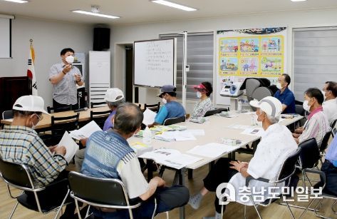 지난해 여름철 현장영농교육 모습