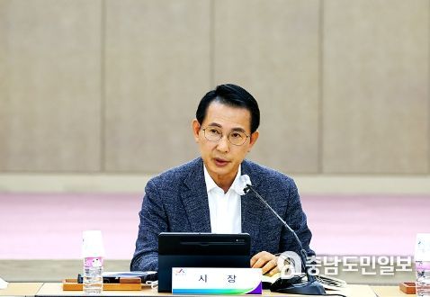 지난 18일 시청 대회의실에서 민선 8기 시장 선거공약 실천계획 보고회 장면