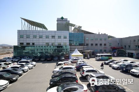 군 보건의료원 전경