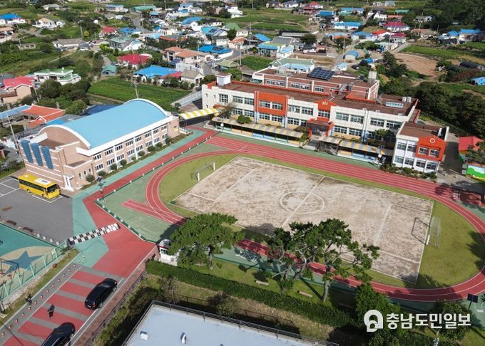 태안교육지원청, 학교 전경 무인항공 촬영 지원