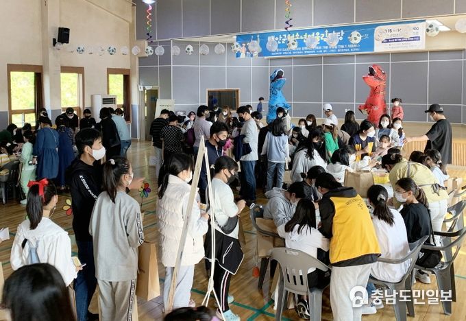 15일 청소년수련관에서 열린 청소년 어울림마당 행사 모습