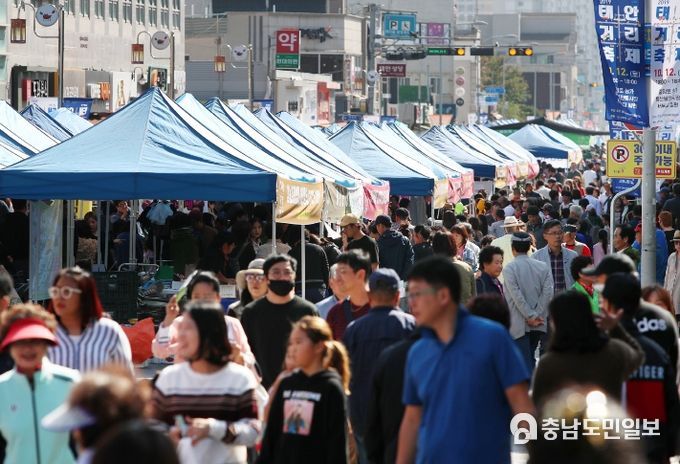 2019년 개최된 태안 거리축제 모습