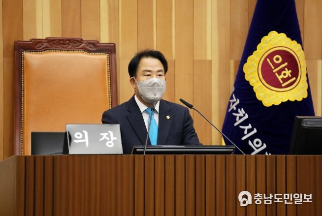 세종특별자치시의회 상병헌의장