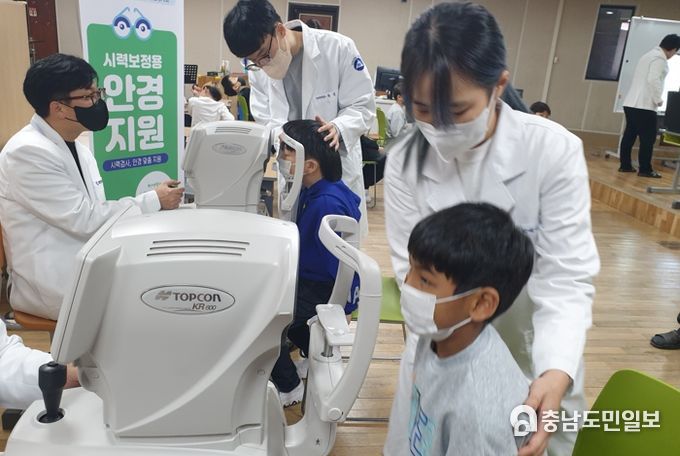 충남교육청, 올해 320여 명의 다문화 학생에 밝은 세상 선물