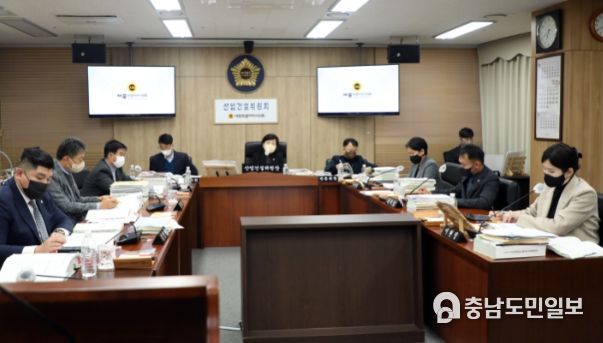 제79회 정례회 산업건설위원회 제5차 회의