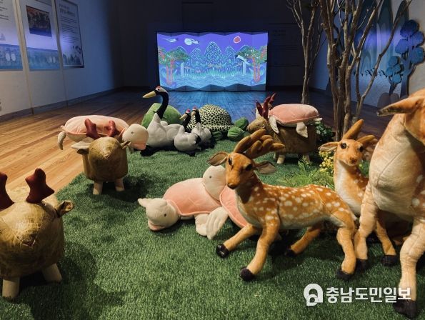 궁중 회화 속 산림이야기 특별전