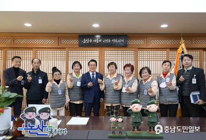 직원 소통 시 기념사진