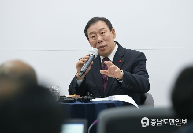 기자간담회