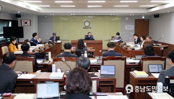 충남도의회 교육위