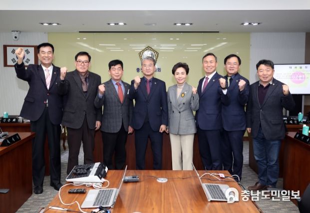 국방관련 이전 특위