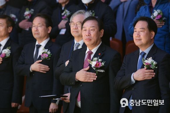 “그날의 숭고한 뜻, 세종의 미래로 이어갈 것”