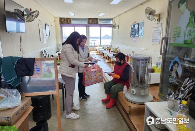 홍성군, 남당항(죽도) 관광지 위생업소 친절교육 및 위생점검