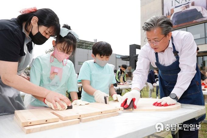 유성구, 가족과 함께하는 DIY가구 만들기 행사 가져
