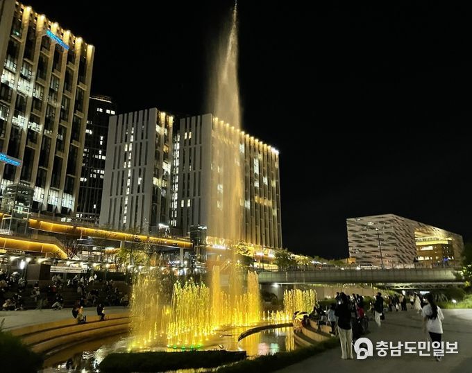 세종시 방축천 음악분수