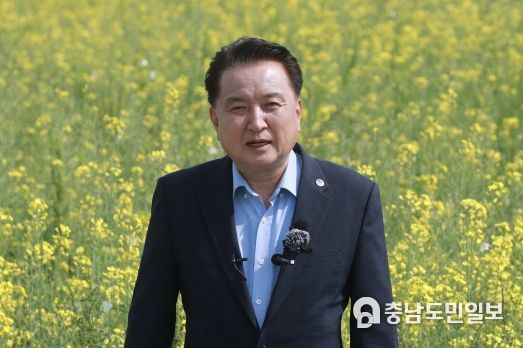 충북 밀레니엄타운, 도심 속 꽃단지 활짝