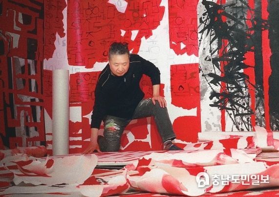강신영 작가