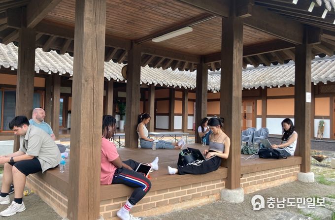 홍성군, 외국인 디지털노마드와 함께하는 워케이션 개최