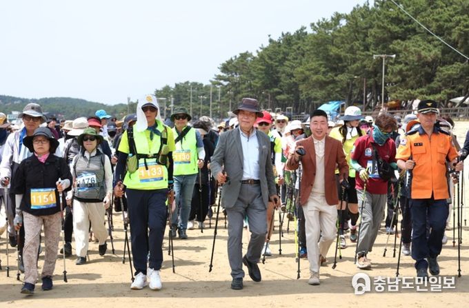 17일 진행된 ‘2023 태안 K-마린 노르딕 워킹 대회’ 모습