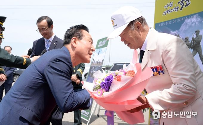 논산 출신의 한국전쟁 참전용사, ‘영웅 제복’을 입다